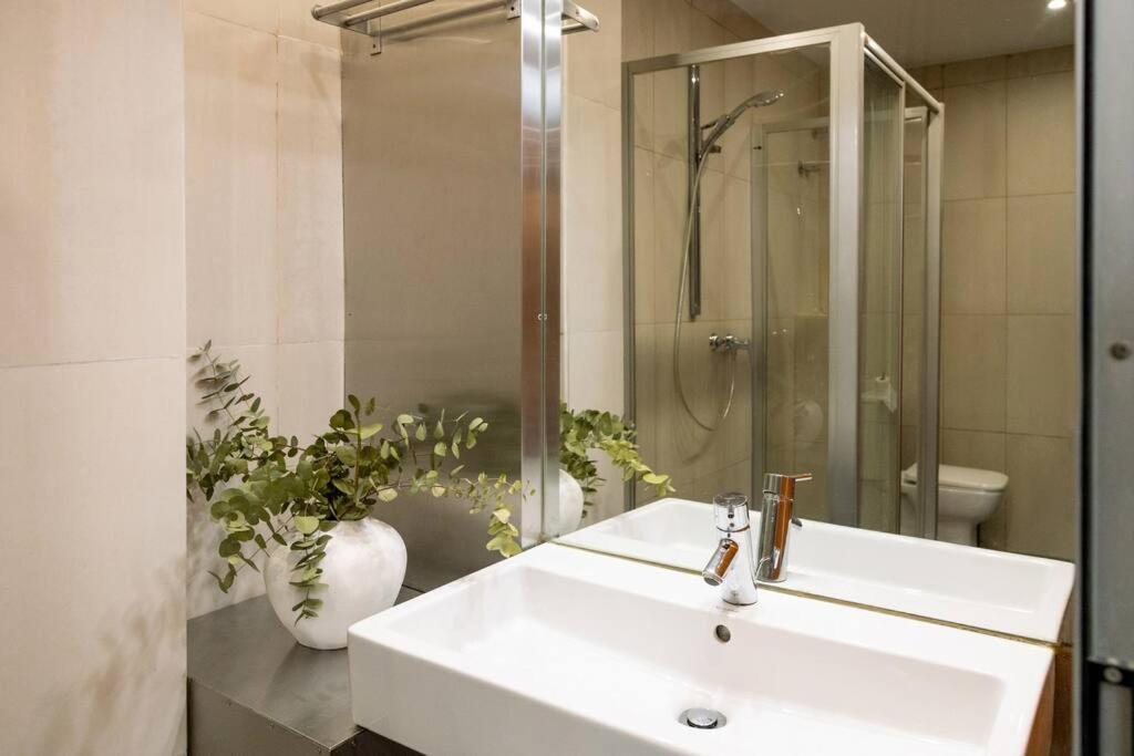 Atico Nuevo En Corazon De Malaga Apartamento Exterior foto